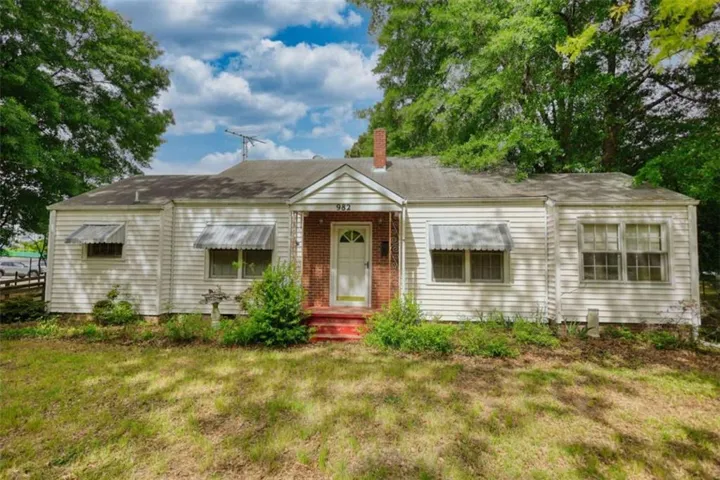 982 Highland Circle Se, Conyers, Georgia 30012