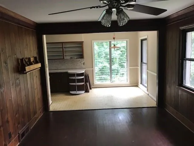 491 Johnson Ferry Road Ne, Sandy Springs, Georgia 30328, 3 Bedrooms Bedrooms, ,2 BathroomsBathrooms,Residential,Sold,491 Johnson Ferry Road Ne,6710389