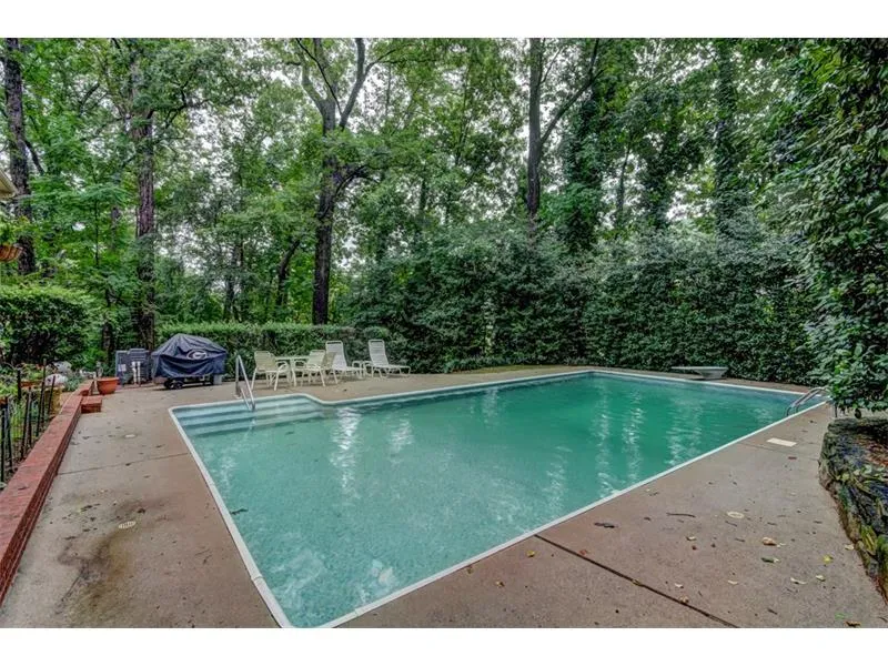 5655 Windy Ridge Drive, Sandy Springs, Georgia 30342, 5 Bedrooms Bedrooms, ,2 BathroomsBathrooms,Residential,Sold,5655 Windy Ridge Drive,5938712