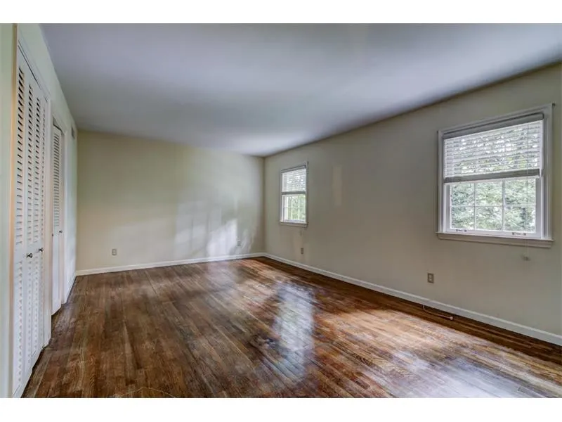 5655 Windy Ridge Drive, Sandy Springs, Georgia 30342, 5 Bedrooms Bedrooms, ,2 BathroomsBathrooms,Residential,Sold,5655 Windy Ridge Drive,5938712