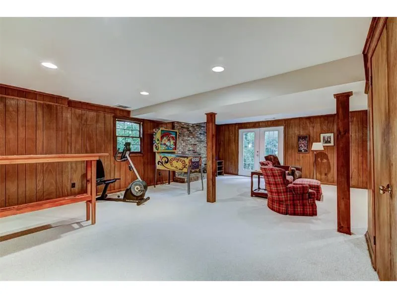 5655 Windy Ridge Drive, Sandy Springs, Georgia 30342, 5 Bedrooms Bedrooms, ,2 BathroomsBathrooms,Residential,Sold,5655 Windy Ridge Drive,5938712