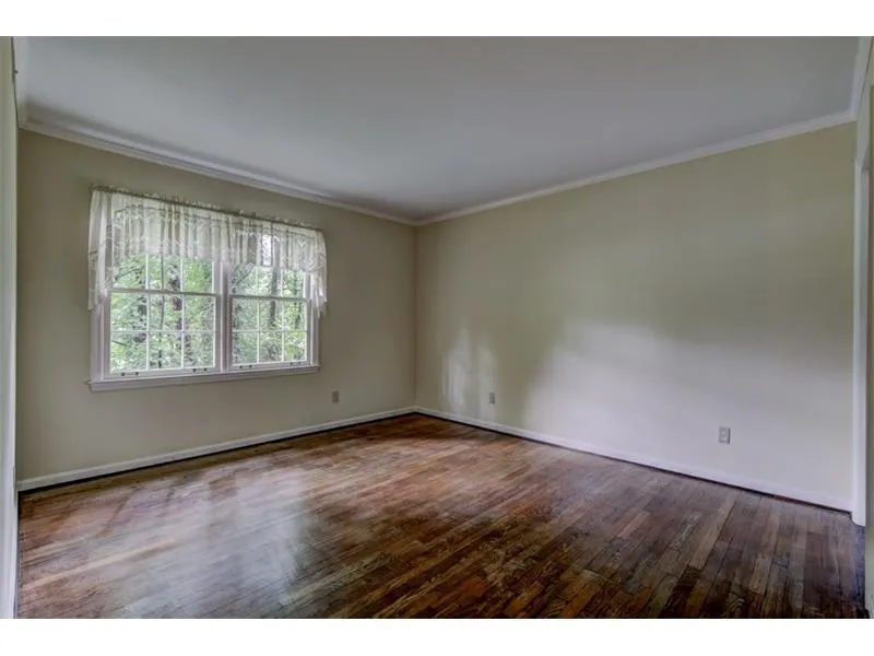 5655 Windy Ridge Drive, Sandy Springs, Georgia 30342, 5 Bedrooms Bedrooms, ,2 BathroomsBathrooms,Residential,Sold,5655 Windy Ridge Drive,5938712