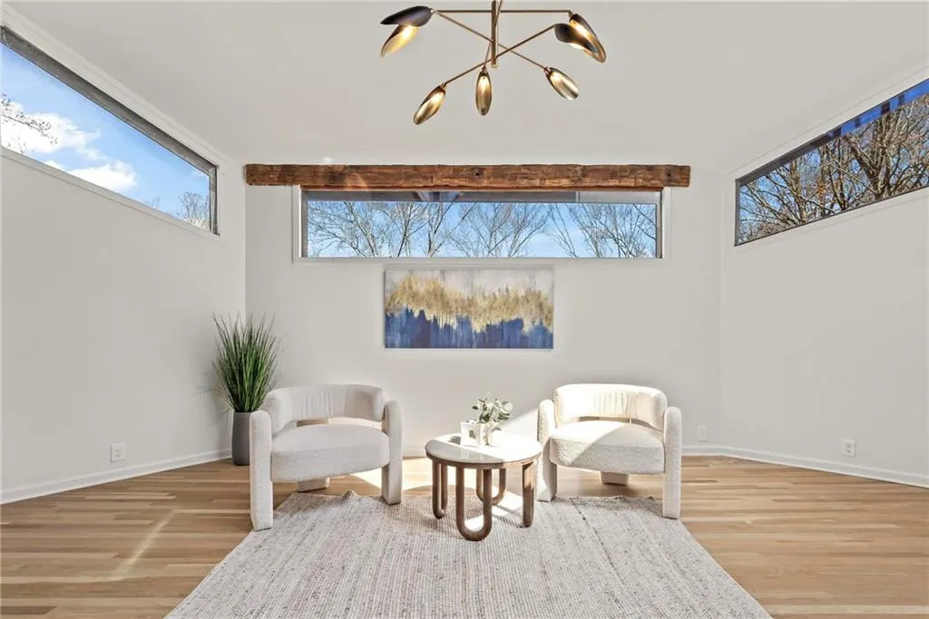 120 Laurel Drive Ne, Atlanta, Georgia 30342, 5 Bedrooms Bedrooms, ,5 BathroomsBathrooms,Residential,For Sale,120 Laurel Drive Ne,7663075