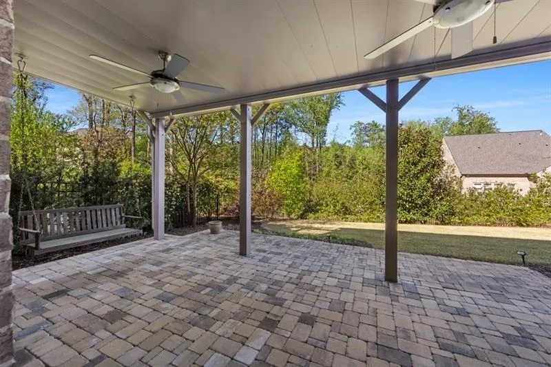 6454 Meridian Way, Atlanta, Georgia 30328, 5 Bedrooms Bedrooms, ,4 BathroomsBathrooms,Residential,For Sale,6454 Meridian Way,7625222