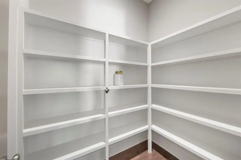 6454 Meridian Way, Atlanta, Georgia 30328, 5 Bedrooms Bedrooms, ,4 BathroomsBathrooms,Residential,For Sale,6454 Meridian Way,7625222