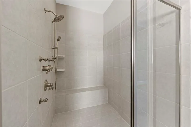 6454 Meridian Way, Atlanta, Georgia 30328, 5 Bedrooms Bedrooms, ,4 BathroomsBathrooms,Residential,For Sale,6454 Meridian Way,7625222