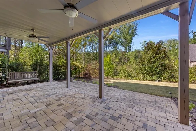 6454 Meridian Way, Atlanta, Georgia 30328, 5 Bedrooms Bedrooms, ,4 BathroomsBathrooms,Residential,For Sale,6454 Meridian Way,7625222