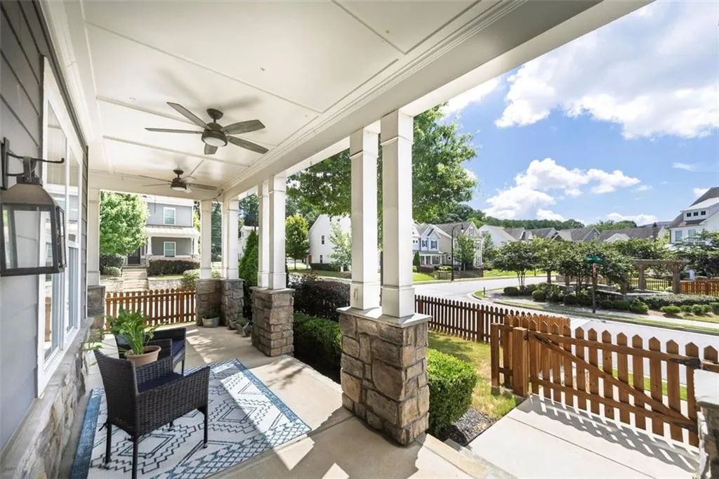 2108 Drew Drive Nw, Atlanta, Georgia 30318, 4 Bedrooms Bedrooms, ,3 BathroomsBathrooms,Residential,For Sale,2108 Drew Drive Nw,7619178