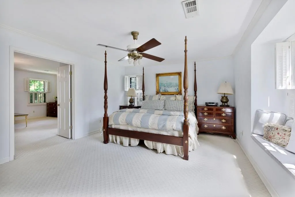 470 Cambridge Way, Sandy Springs, Georgia 30328, 4 Bedrooms Bedrooms, ,3 BathroomsBathrooms,Residential,Sold,470 Cambridge Way,6769454