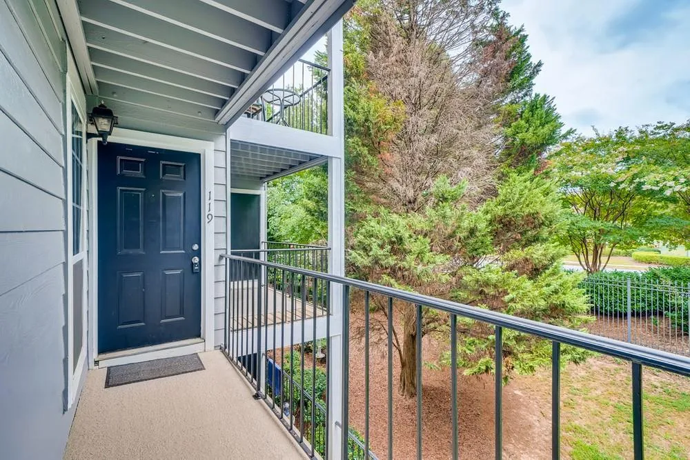 119 Granville Court, Sandy Springs, Georgia 30328, 2 Bedrooms Bedrooms, ,2 BathroomsBathrooms,Residential,Sold,119 Granville Court,6930016