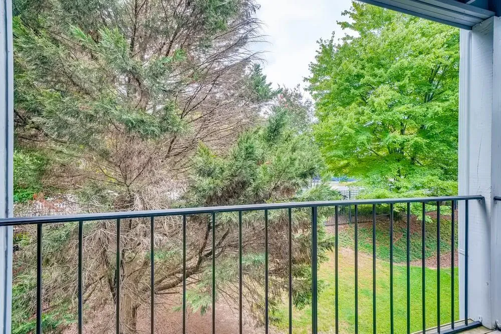 119 Granville Court, Sandy Springs, Georgia 30328, 2 Bedrooms Bedrooms, ,2 BathroomsBathrooms,Residential,Sold,119 Granville Court,6930016