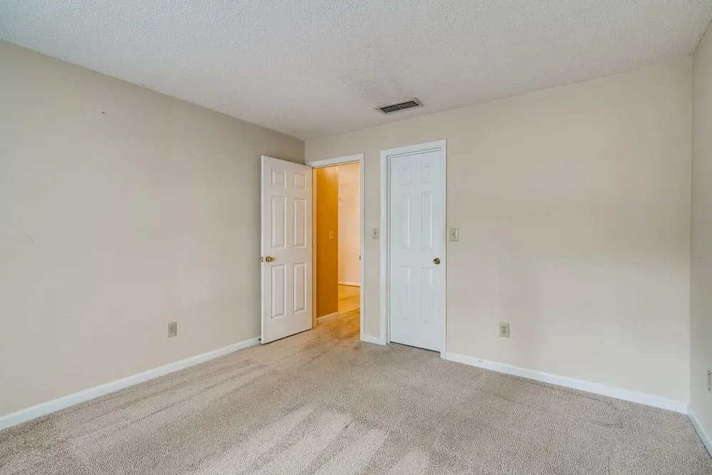 119 Granville Court, Sandy Springs, Georgia 30328, 2 Bedrooms Bedrooms, ,2 BathroomsBathrooms,Residential,Sold,119 Granville Court,6930016