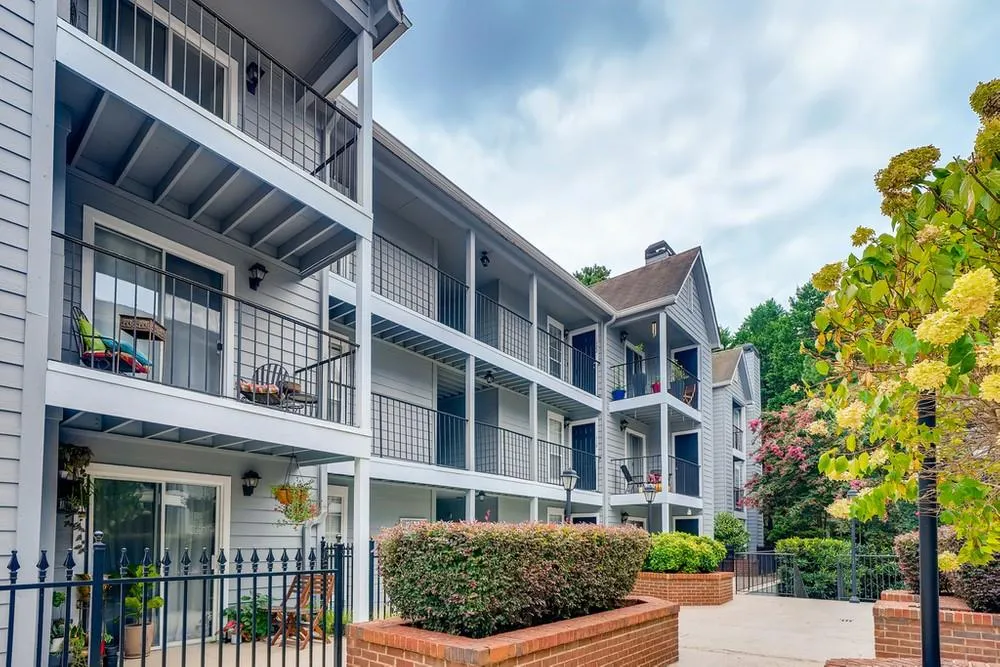 119 Granville Court, Sandy Springs, Georgia 30328, 2 Bedrooms Bedrooms, ,2 BathroomsBathrooms,Residential,Sold,119 Granville Court,6930016