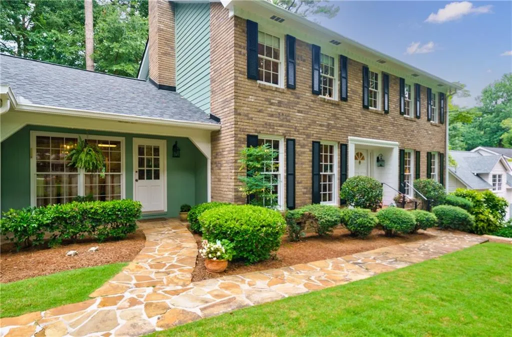 6266 Mountain Brook Way, Atlanta, Georgia 30328, 4 Bedrooms Bedrooms, ,3 BathroomsBathrooms,Residential,Sold,6266 Mountain Brook Way,7082713