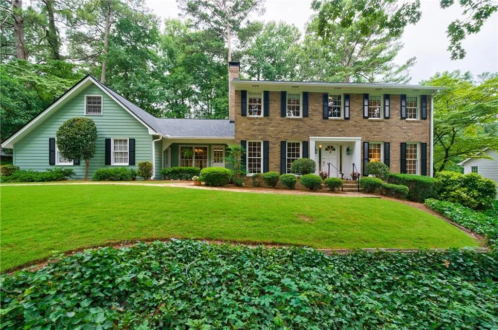 6266 Mountain Brook Way, Atlanta, Georgia 30328, 4 Bedrooms Bedrooms, ,3 BathroomsBathrooms,Residential,Sold,6266 Mountain Brook Way,7082713