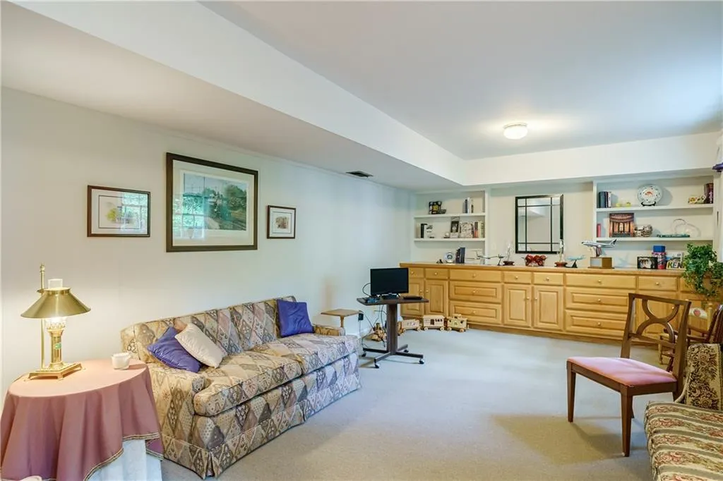 6266 Mountain Brook Way, Atlanta, Georgia 30328, 4 Bedrooms Bedrooms, ,3 BathroomsBathrooms,Residential,Sold,6266 Mountain Brook Way,7082713