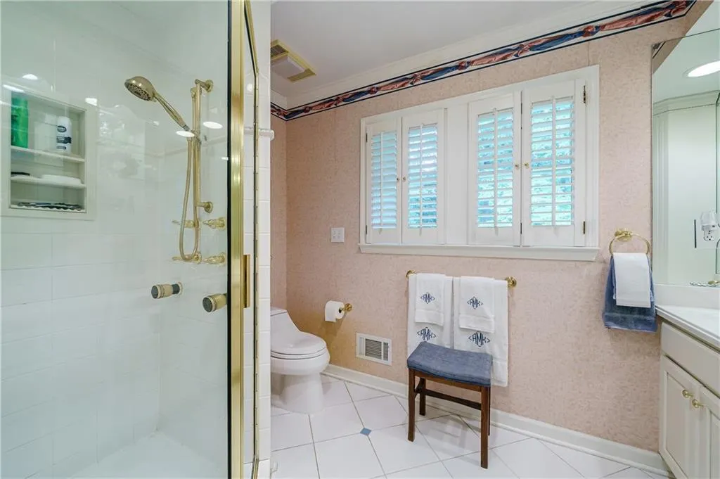 6266 Mountain Brook Way, Atlanta, Georgia 30328, 4 Bedrooms Bedrooms, ,3 BathroomsBathrooms,Residential,Sold,6266 Mountain Brook Way,7082713