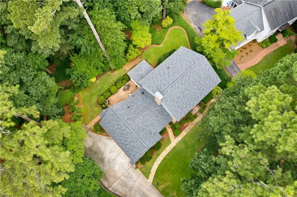 6266 Mountain Brook Way, Atlanta, Georgia 30328, 4 Bedrooms Bedrooms, ,3 BathroomsBathrooms,Residential,Sold,6266 Mountain Brook Way,7082713