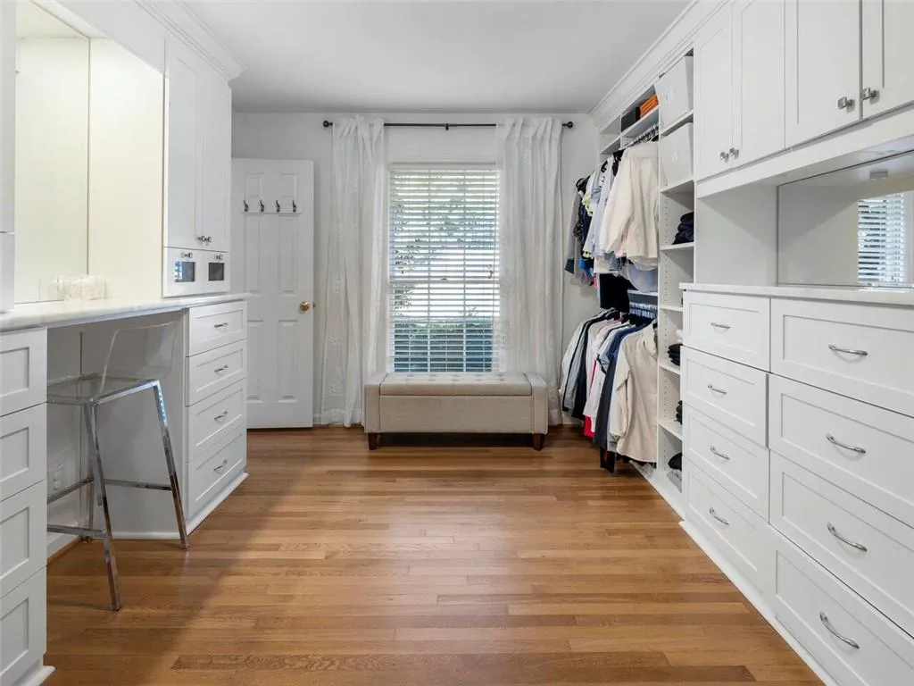 4735 Huntley Drive, Atlanta, Georgia 30342, 4 Bedrooms Bedrooms, ,3 BathroomsBathrooms,Residential,Sold,4735 Huntley Drive,6796731