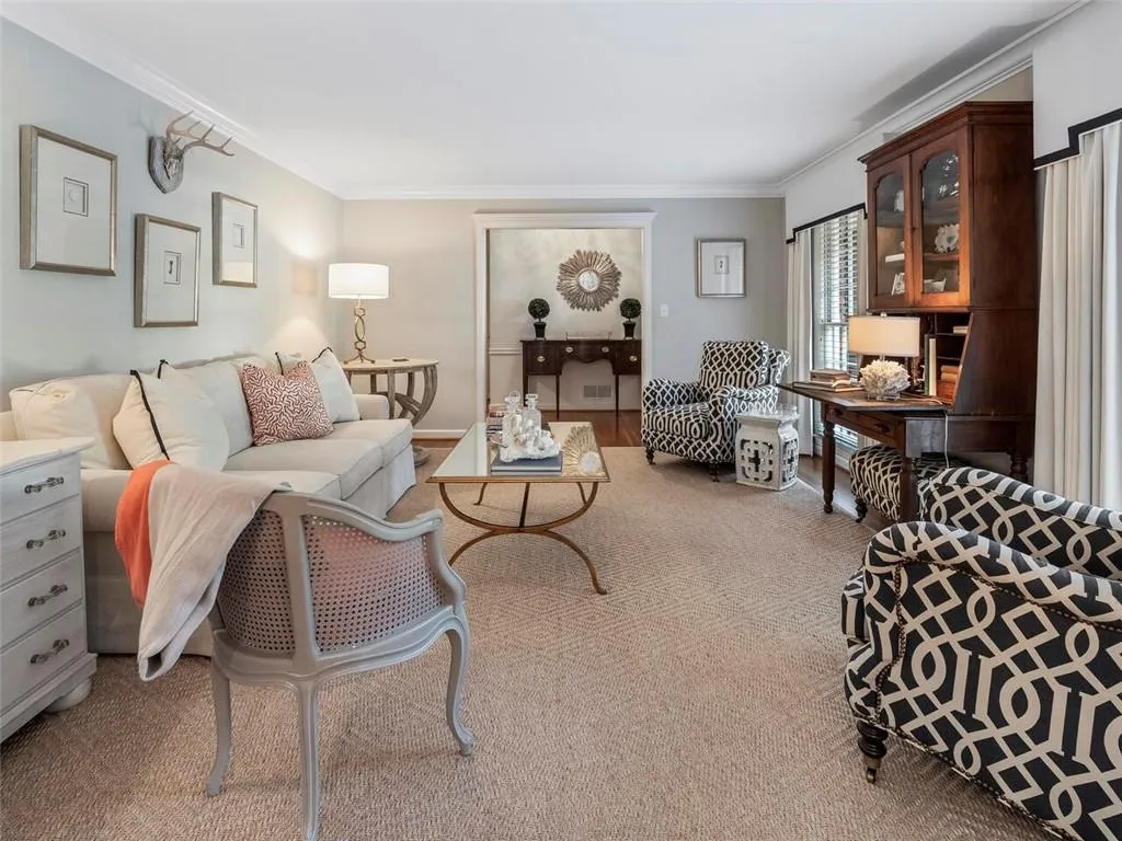 4735 Huntley Drive, Atlanta, Georgia 30342, 4 Bedrooms Bedrooms, ,3 BathroomsBathrooms,Residential,Sold,4735 Huntley Drive,6796731