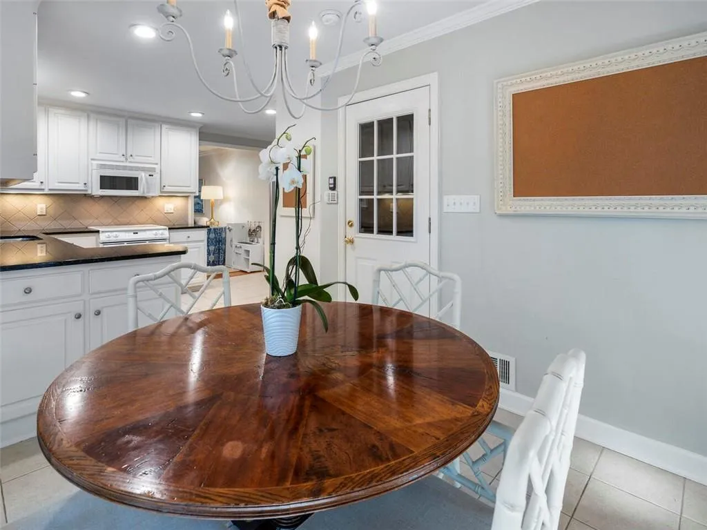 4735 Huntley Drive, Atlanta, Georgia 30342, 4 Bedrooms Bedrooms, ,3 BathroomsBathrooms,Residential,Sold,4735 Huntley Drive,6796731