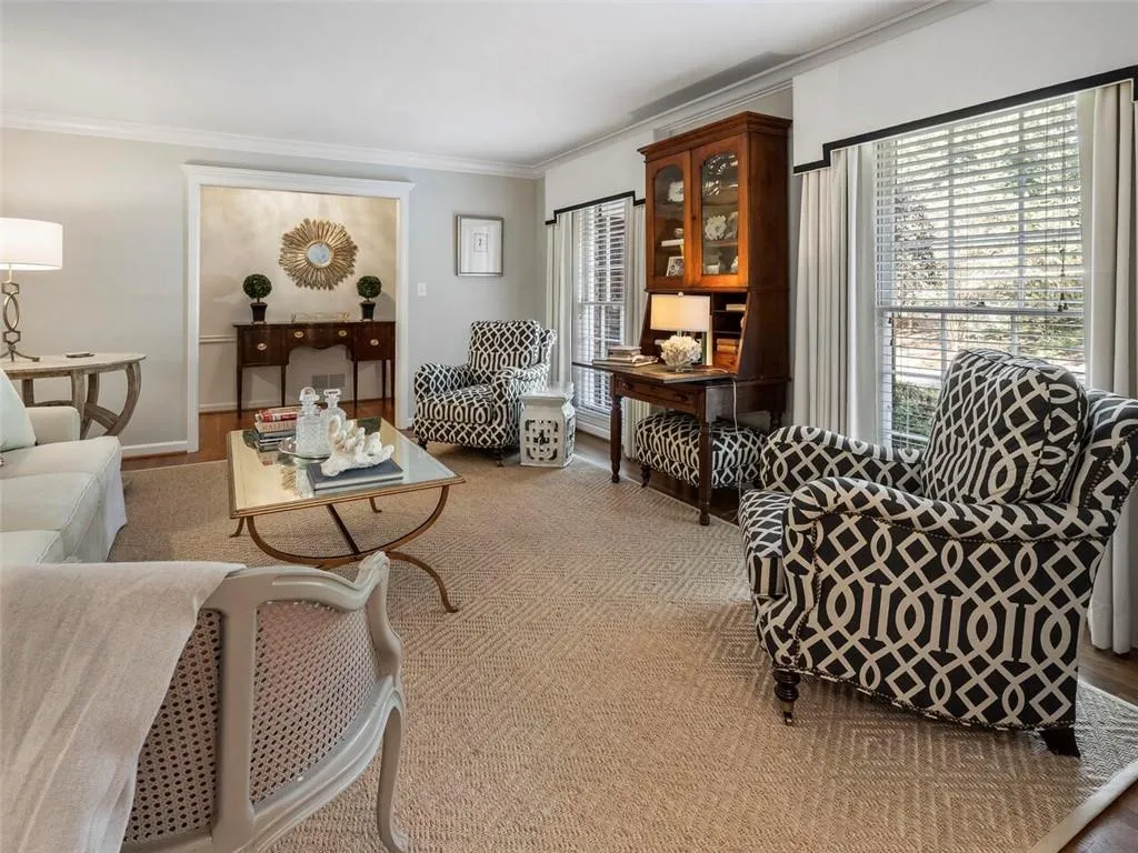 4735 Huntley Drive, Atlanta, Georgia 30342, 4 Bedrooms Bedrooms, ,3 BathroomsBathrooms,Residential,Sold,4735 Huntley Drive,6796731