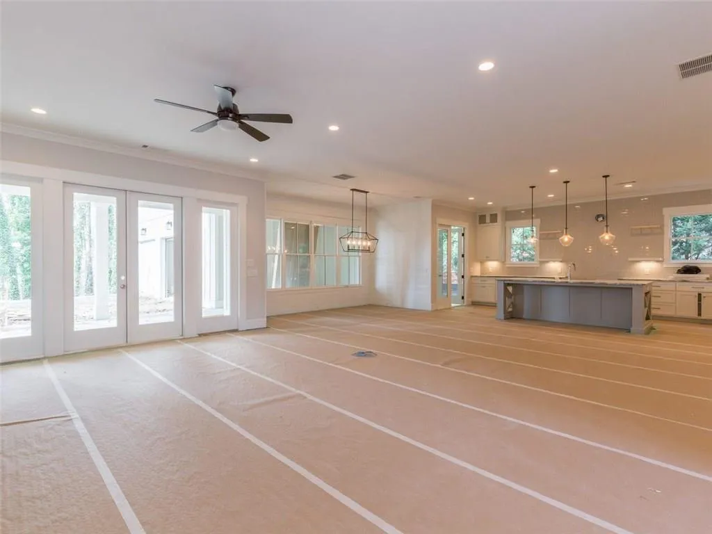6436 Wright Road, Sandy Springs, Georgia 30328, 5 Bedrooms Bedrooms, ,5 BathroomsBathrooms,Residential,Sold,6436 Wright Road,5794506