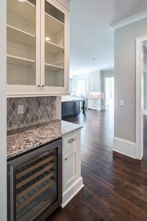 243 Belle Lane, Sandy Springs, Georgia 30328, 5 Bedrooms Bedrooms, ,5 BathroomsBathrooms,Residential,Sold,243 Belle Lane,5773193