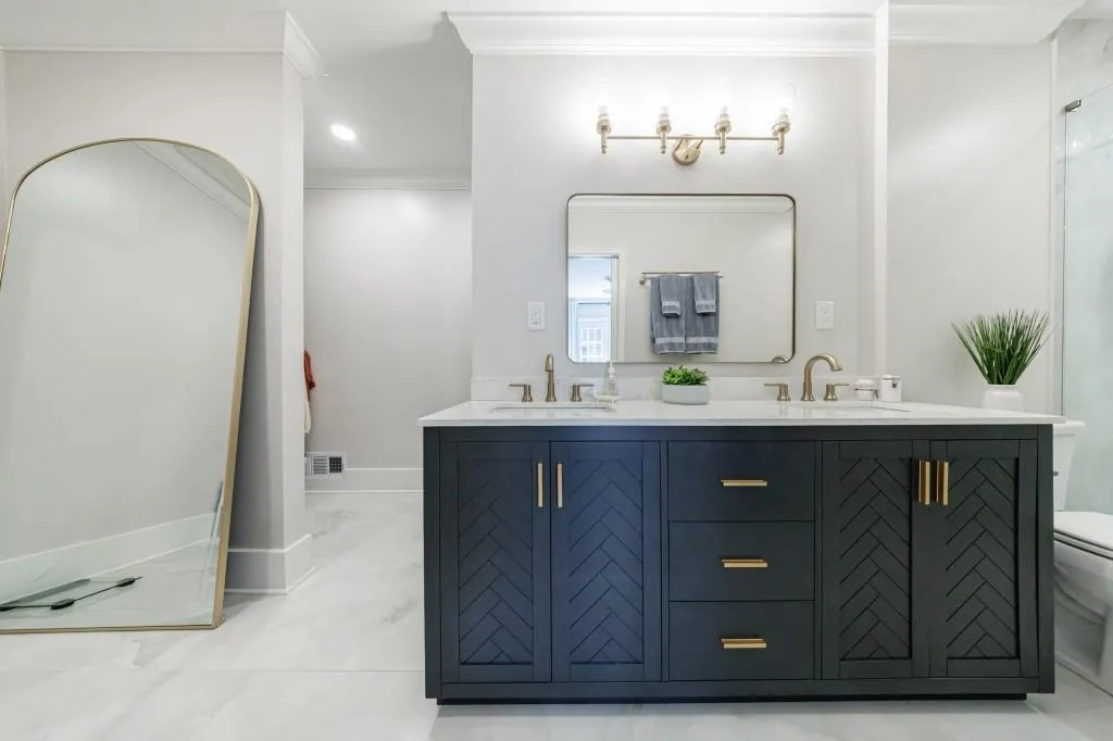 Primary Bathroom entry in to closet