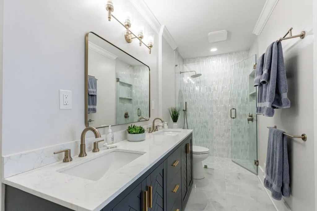 Primary Bathroom with tiled shower