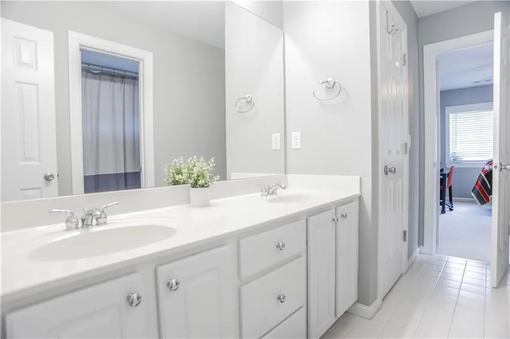 270 Wembley Circle, Atlanta, Georgia 30328, 5 Bedrooms Bedrooms, ,4 BathroomsBathrooms,Residential,Sold,270 Wembley Circle,6911005 270 Wembley Circle, Atlanta, Georgia 30328, 5 Bedrooms Bedrooms, ,4 BathroomsBathrooms,Residential,Sold,270 Wembley Circle,6911005