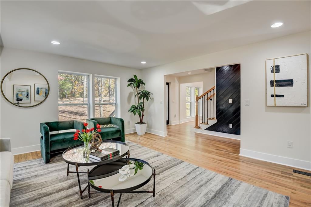 85 Darlymple Road, Sandy Springs, Georgia 30328, 6 Bedrooms Bedrooms, ,4 BathroomsBathrooms,Residential,Sold,85 Darlymple Road,7280241 85 Darlymple Road, Sandy Springs, Georgia 30328, 6 Bedrooms Bedrooms, ,4 BathroomsBathrooms,Residential,Sold,85 Darlymple Road,7280241