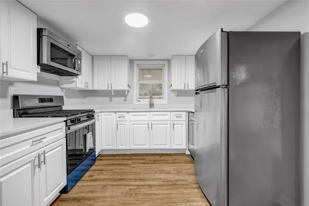 1008 Lindridge Drive Ne, Atlanta, Georgia 30324, 5 Bedrooms Bedrooms, ,3 BathroomsBathrooms,Residential,For Sale,1008 Lindridge Drive Ne,7617139