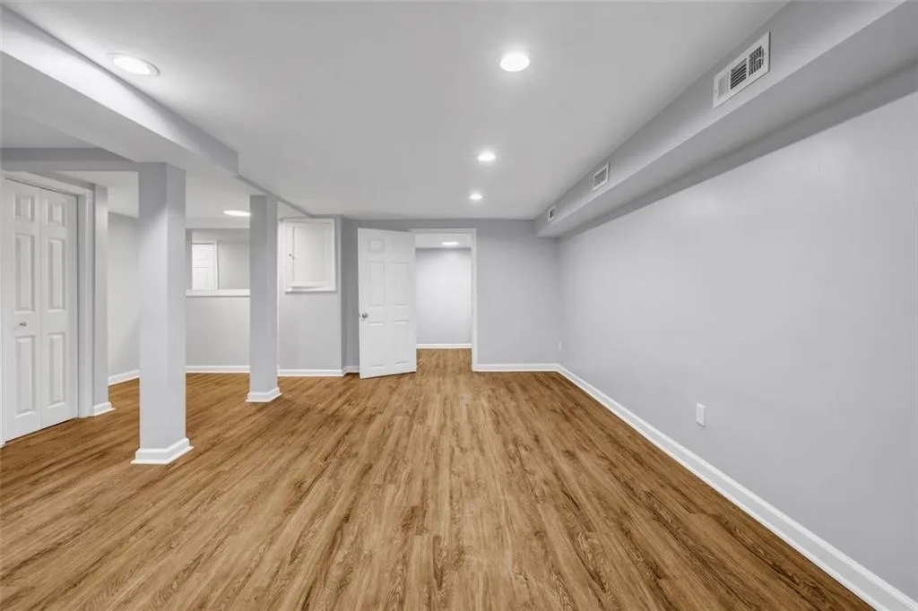1008 Lindridge Drive Ne, Atlanta, Georgia 30324, 5 Bedrooms Bedrooms, ,3 BathroomsBathrooms,Residential,For Sale,1008 Lindridge Drive Ne,7617139