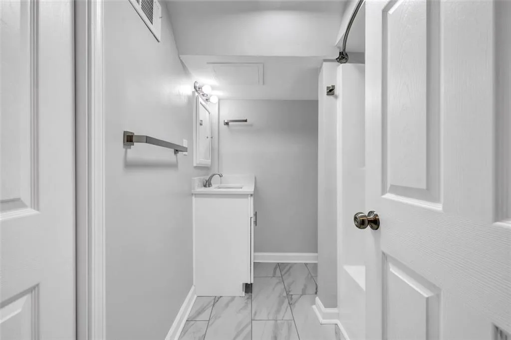 1008 Lindridge Drive Ne, Atlanta, Georgia 30324, 5 Bedrooms Bedrooms, ,3 BathroomsBathrooms,Residential,For Sale,1008 Lindridge Drive Ne,7617139
