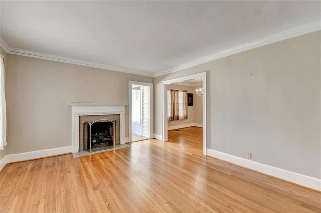 2953 Hardman Court Ne, Atlanta, Georgia 30305, 3 Bedrooms Bedrooms, ,2 BathroomsBathrooms,Residential,For Sale,2953 Hardman Court Ne,7624603