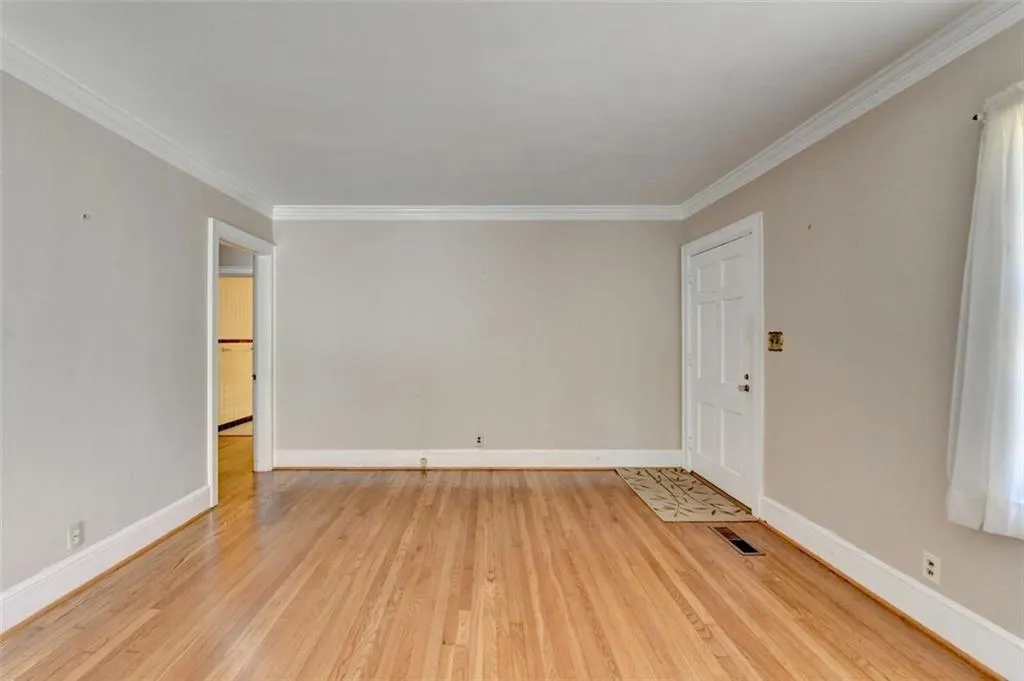 2953 Hardman Court Ne, Atlanta, Georgia 30305, 3 Bedrooms Bedrooms, ,2 BathroomsBathrooms,Residential,For Sale,2953 Hardman Court Ne,7624603