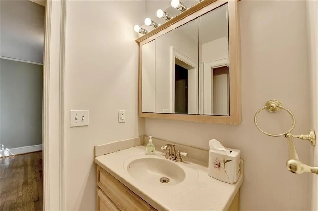 2953 Hardman Court Ne, Atlanta, Georgia 30305, 3 Bedrooms Bedrooms, ,2 BathroomsBathrooms,Residential,For Sale,2953 Hardman Court Ne,7624603