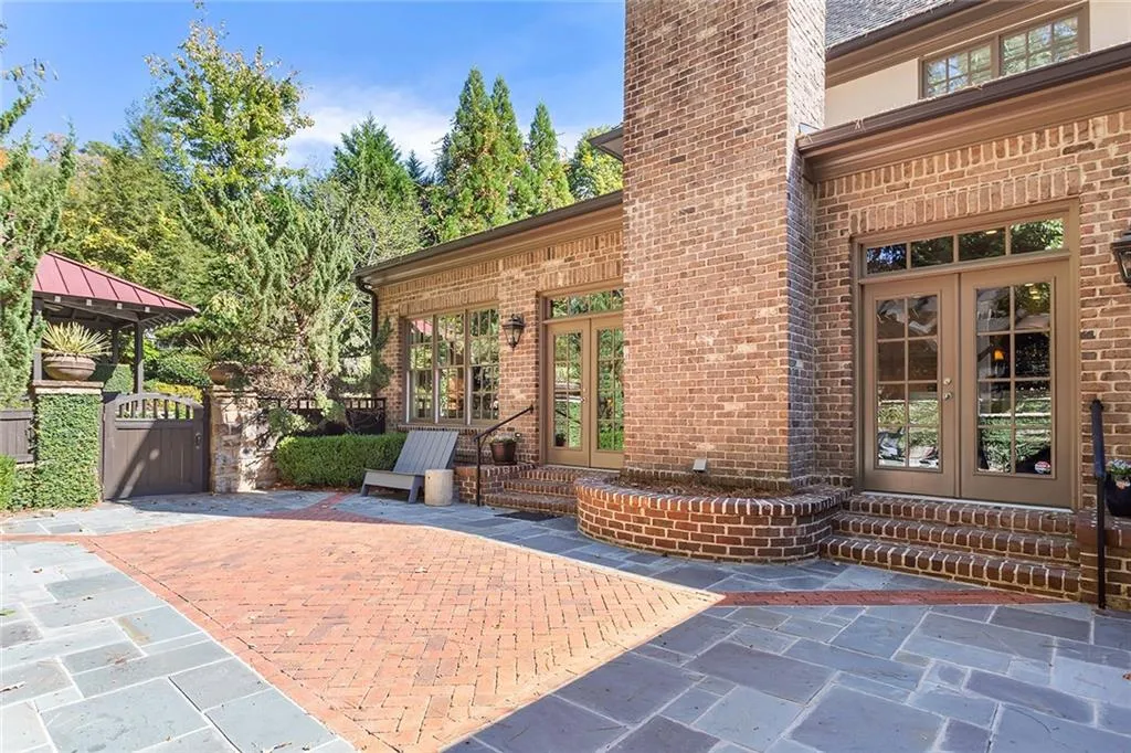 4750 Mystic Drive, Atlanta, Georgia 30342, 6 Bedrooms Bedrooms, ,5 BathroomsBathrooms,Residential,For Sale,4750 Mystic Drive,7671990 4750 Mystic Drive, Atlanta, Georgia 30342, 6 Bedrooms Bedrooms, ,5 BathroomsBathrooms,Residential,For Sale,4750 Mystic Drive,7671990