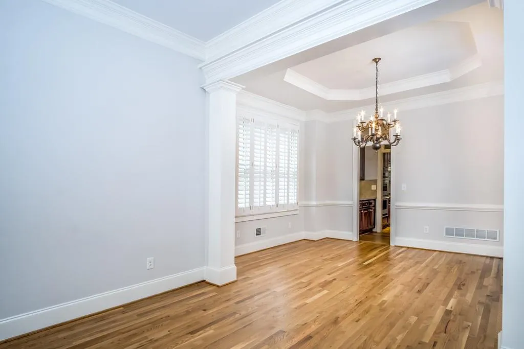 175 Fieldsborn Court, Sandy Springs, Georgia 30328, 4 Bedrooms Bedrooms, ,4 BathroomsBathrooms,Residential,Sold,175 Fieldsborn Court,6670356