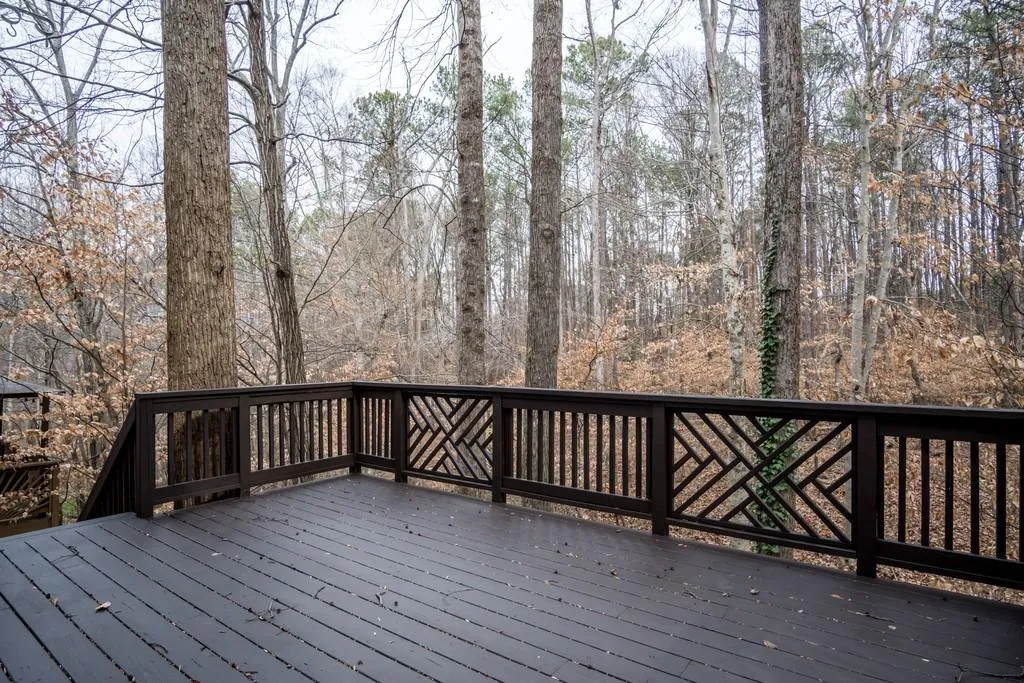 175 Fieldsborn Court, Sandy Springs, Georgia 30328, 4 Bedrooms Bedrooms, ,4 BathroomsBathrooms,Residential,Sold,175 Fieldsborn Court,6670356