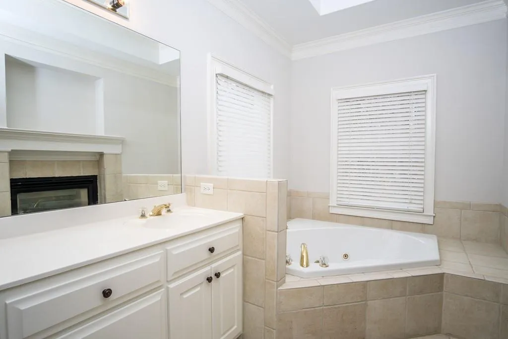 175 Fieldsborn Court, Sandy Springs, Georgia 30328, 4 Bedrooms Bedrooms, ,4 BathroomsBathrooms,Residential,Sold,175 Fieldsborn Court,6670356