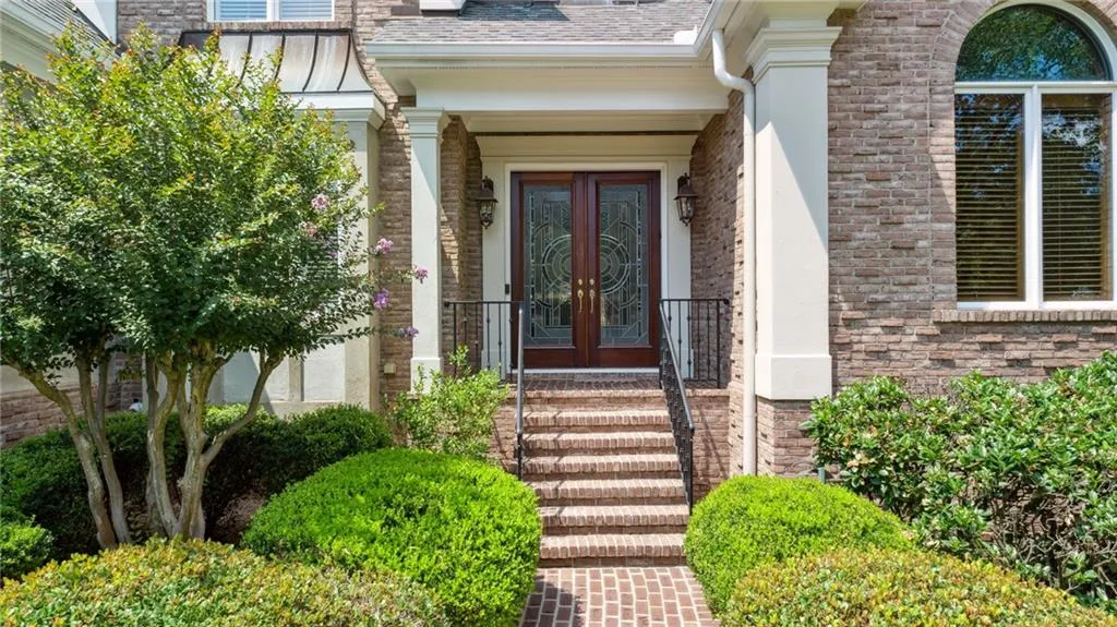 610 Telford Place, Sandy Springs, Georgia 30342, 4 Bedrooms Bedrooms, ,3 BathroomsBathrooms,Residential,Sold,610 Telford Place,7252640