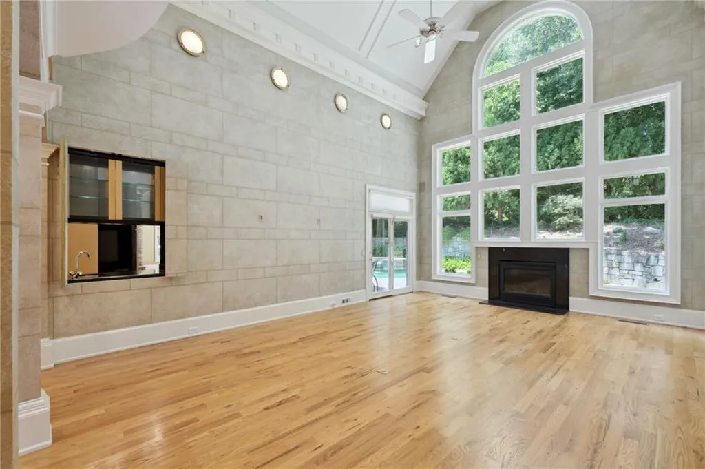 610 Telford Place, Sandy Springs, Georgia 30342, 4 Bedrooms Bedrooms, ,3 BathroomsBathrooms,Residential,Sold,610 Telford Place,7252640