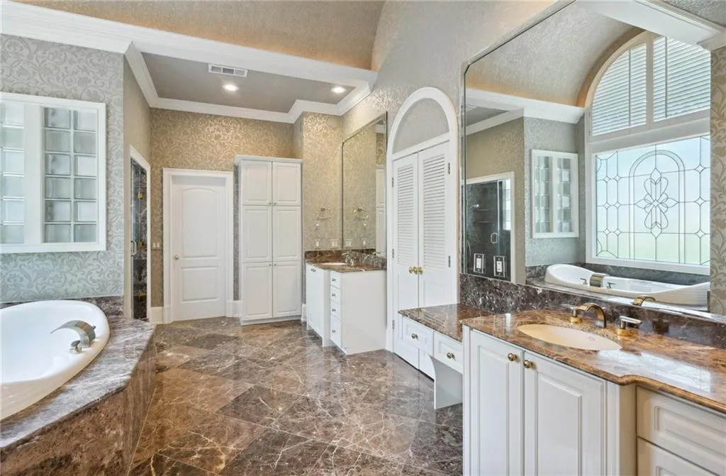 610 Telford Place, Sandy Springs, Georgia 30342, 4 Bedrooms Bedrooms, ,3 BathroomsBathrooms,Residential,Sold,610 Telford Place,7252640