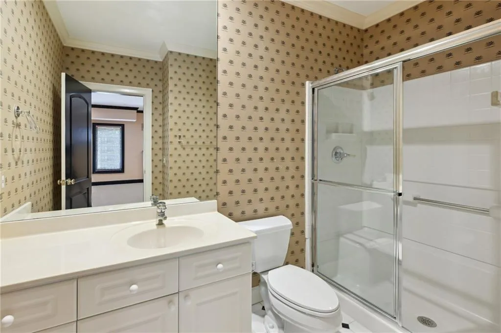 610 Telford Place, Sandy Springs, Georgia 30342, 4 Bedrooms Bedrooms, ,3 BathroomsBathrooms,Residential,Sold,610 Telford Place,7252640