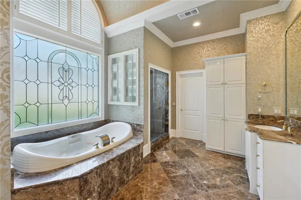 610 Telford Place, Sandy Springs, Georgia 30342, 4 Bedrooms Bedrooms, ,3 BathroomsBathrooms,Residential,Sold,610 Telford Place,7252640