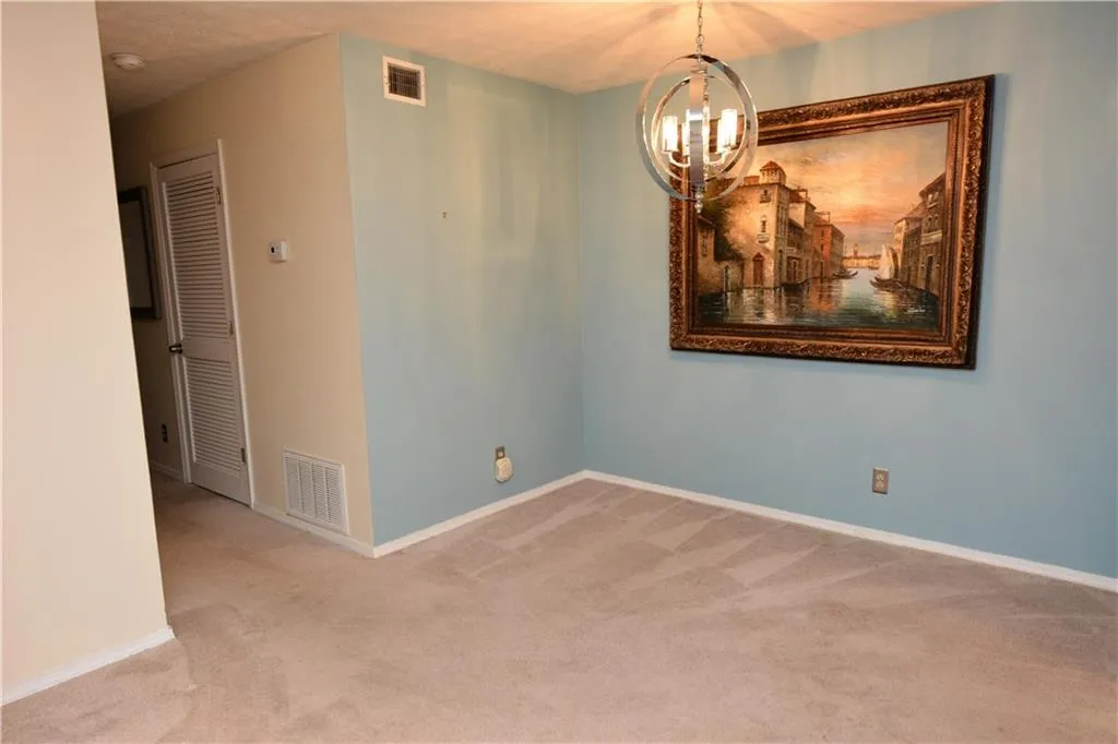 110 Gettysburg Place, Sandy Springs, Georgia 30350, 2 Bedrooms Bedrooms, ,1 BathroomBathrooms,Residential,Sold,110 Gettysburg Place,6547466