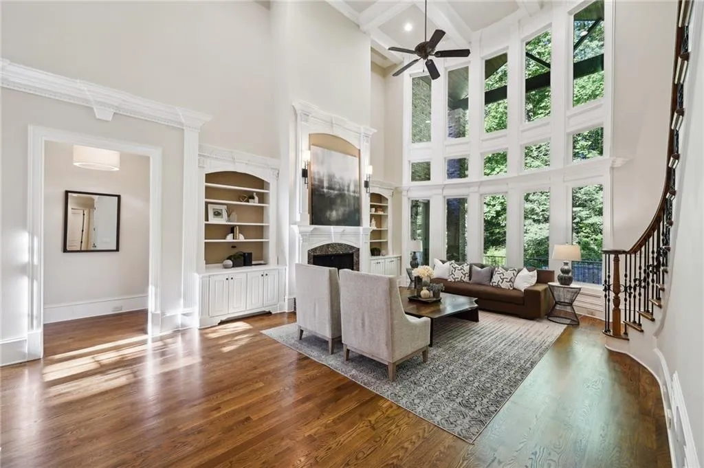4980 High Point Road, Atlanta, Georgia 30342, 6 Bedrooms Bedrooms, ,5 BathroomsBathrooms,Residential,Sold,4980 High Point Road,7349380