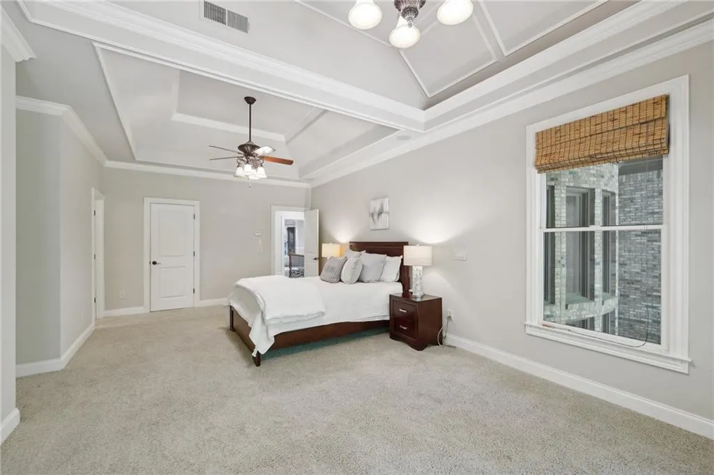 4980 High Point Road, Atlanta, Georgia 30342, 6 Bedrooms Bedrooms, ,5 BathroomsBathrooms,Residential,Sold,4980 High Point Road,7349380
